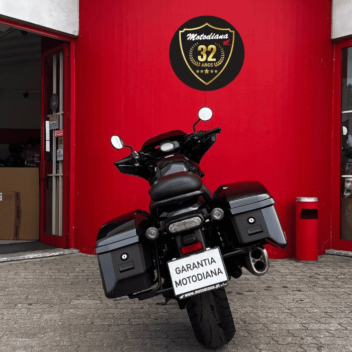 https://motodiana.com//public/uploads/17%2626_MotosUsadas/Elementos_Graficos/BD-22-QBHONDACMX1100RebelDCT/04.png