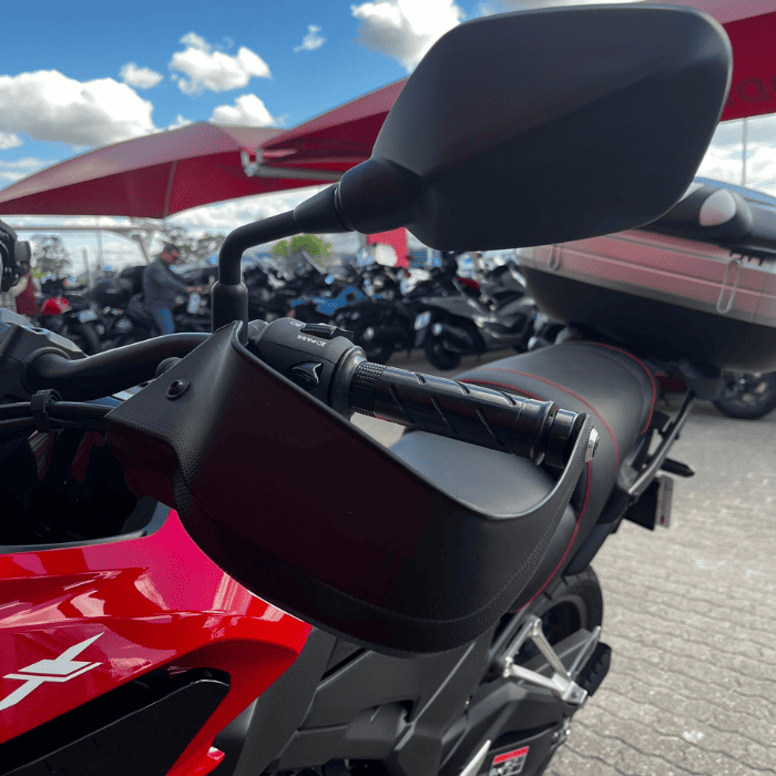 https://motodiana.com//public/uploads/17%2626_MotosUsadas/Elementos_Graficos/BD-69-MN_HONDA%20_CB500XA/06.png