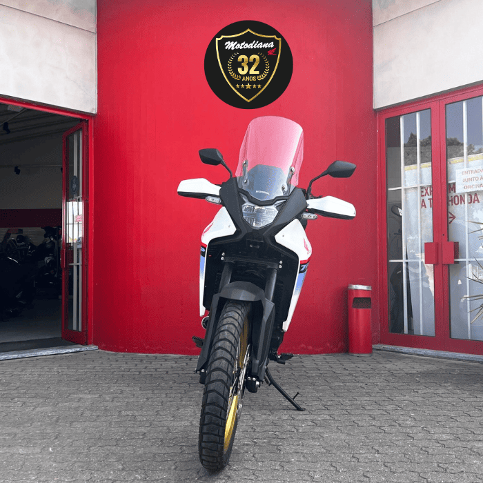 https://motodiana.com//public/uploads/17%2626_MotosUsadas/Elementos_Graficos/BD-82-DH%20HONDATRANSALP750/02.png