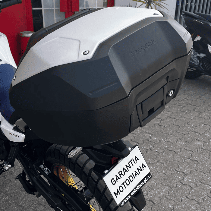 https://motodiana.com//public/uploads/17%2626_MotosUsadas/Elementos_Graficos/BD-82-DH%20HONDATRANSALP750/09.png