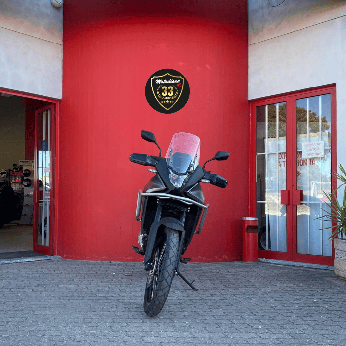 https://motodiana.com//public/uploads/17%2626_MotosUsadas/Elementos_Graficos/BD-84-DVHONDATRANSALP750/02.png
