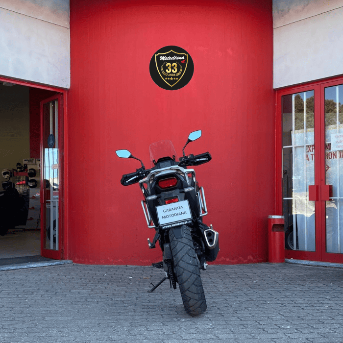 https://motodiana.com//public/uploads/17%2626_MotosUsadas/Elementos_Graficos/BD-84-DVHONDATRANSALP750/03.png