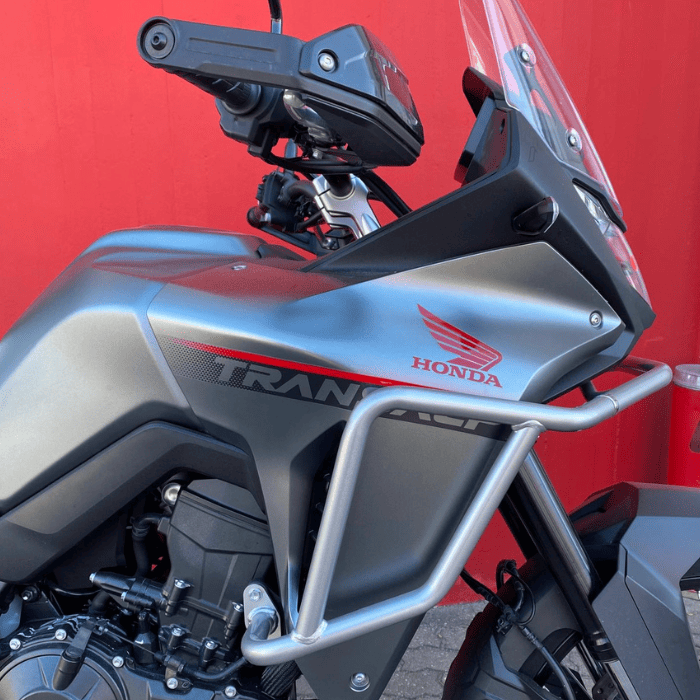 https://motodiana.com//public/uploads/17%2626_MotosUsadas/Elementos_Graficos/BD-84-DVHONDATRANSALP750/06.png
