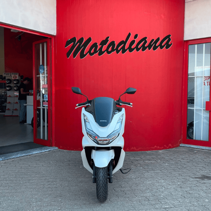 https://motodiana.com//public/uploads/17%2626_MotosUsadas/Elementos_Graficos/BE-72-HZHONDAPCX125/02.png