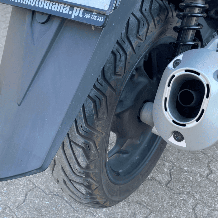 https://motodiana.com//public/uploads/17%2626_MotosUsadas/Elementos_Graficos/BE-72-HZHONDAPCX125/06.png