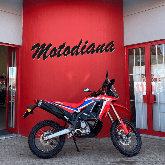 https://motodiana.com//public/uploads/17%2626_MotosUsadas/Elementos_Graficos/BG-23-LPHONDACRF300LRRALLY/02.png