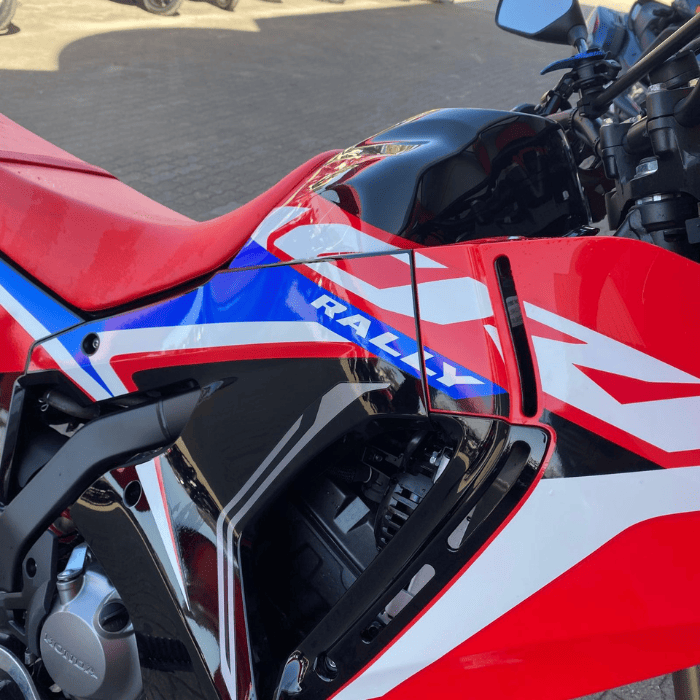 https://motodiana.com//public/uploads/17%2626_MotosUsadas/Elementos_Graficos/BG-23-LPHONDACRF300LRRALLY/04.png