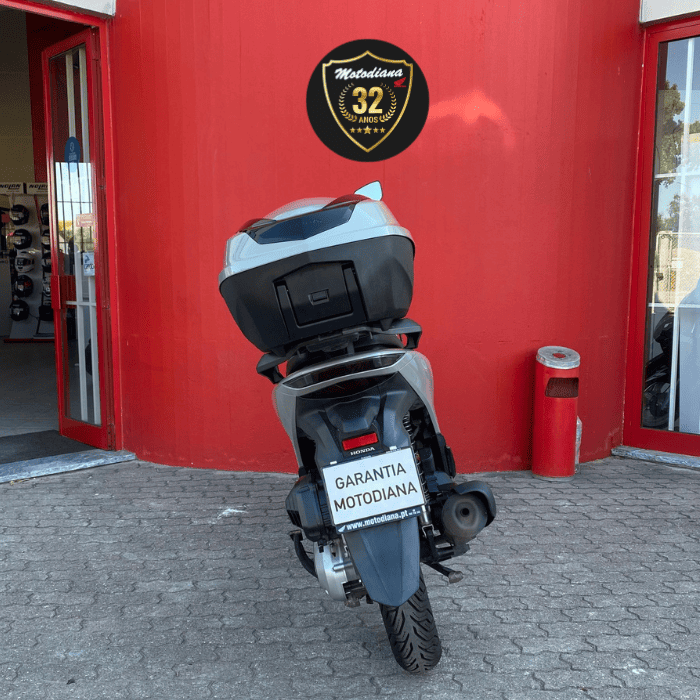 https://motodiana.com//public/uploads/17%2626_MotosUsadas/Elementos_Graficos/BH-12-II%20HONDASH125SMARTTOPBOX/03.png