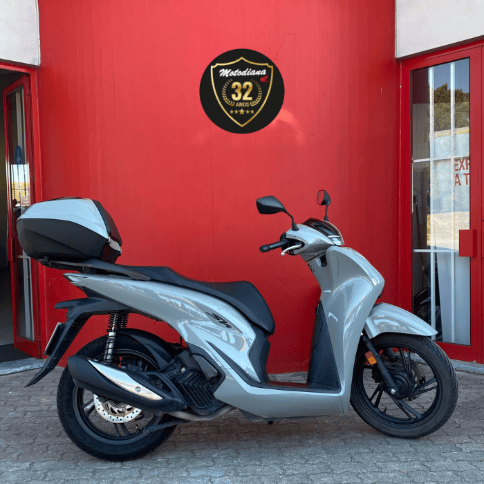 https://motodiana.com//public/uploads/17%2626_MotosUsadas/Elementos_Graficos/BH-12-II%20HONDASH125SMARTTOPBOX/04.png