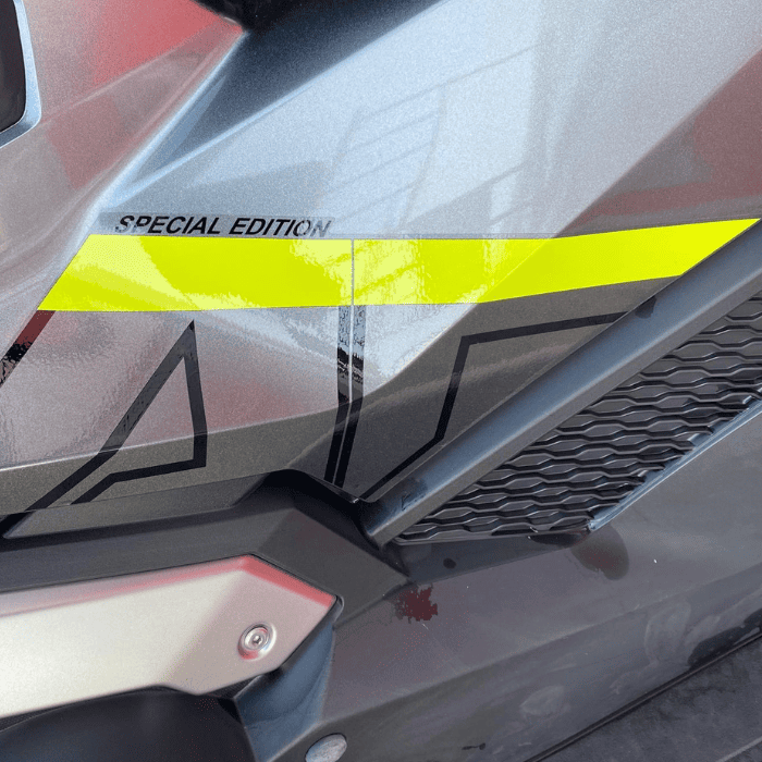 https://motodiana.com//public/uploads/17%2626_MotosUsadas/Elementos_Graficos/BI-31-FZHONDAX-ADV750/04.png