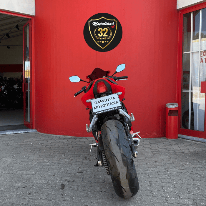 https://motodiana.com//public/uploads/17%2626_MotosUsadas/Elementos_Graficos/BI-93-AH%20HONDACBR650RLIMITADA35KW/03.png