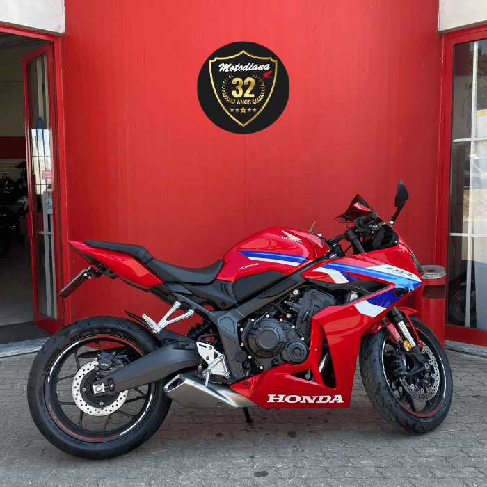 https://motodiana.com//public/uploads/17%2626_MotosUsadas/Elementos_Graficos/BI-93-AH%20HONDACBR650RLIMITADA35KW/04.png