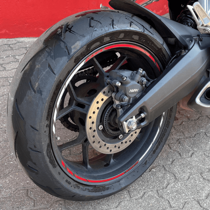 https://motodiana.com//public/uploads/17%2626_MotosUsadas/Elementos_Graficos/BI-93-AH%20HONDACBR650RLIMITADA35KW/08.png