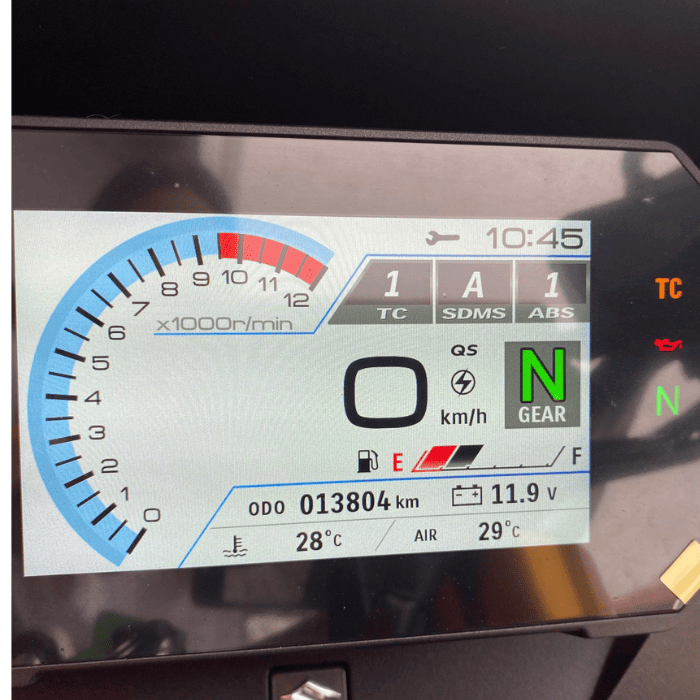 https://motodiana.com//public/uploads/17%2626_MotosUsadas/Elementos_Graficos/BN-60-HVSuzukiDL800DEV-Strom/10.png