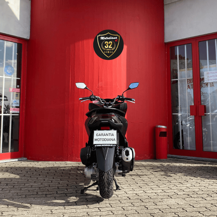 https://motodiana.com//public/uploads/17%2626_MotosUsadas/Elementos_Graficos/BN-61-LTHONDAPCX125COM%20GARANTIA/03.png