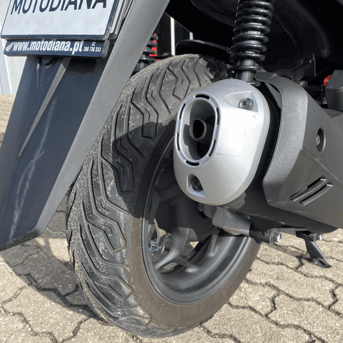 https://motodiana.com//public/uploads/17%2626_MotosUsadas/Elementos_Graficos/BN-61-LTHONDAPCX125COM%20GARANTIA/06.png