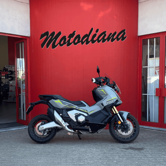 https://motodiana.com//public/uploads/17%2626_MotosUsadas/Elementos_Graficos/BP-21-EXHONDAX-ADV750SE/05.png
