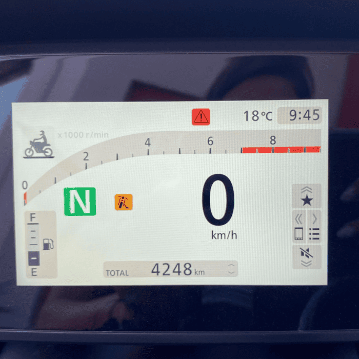 https://motodiana.com//public/uploads/17%2626_MotosUsadas/Elementos_Graficos/BP-21-EXHONDAX-ADV750SE/12.png