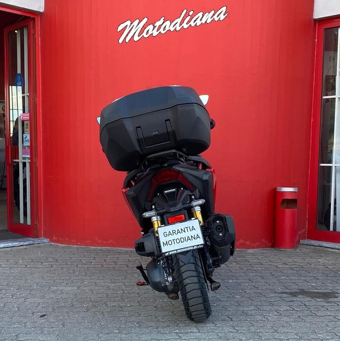https://motodiana.com//public/uploads/17%2626_MotosUsadas/Elementos_Graficos/BQ-27-ROHONDAADV350/04.jpg