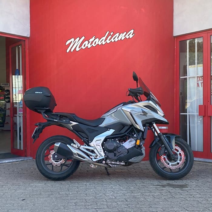 https://motodiana.com//public/uploads/17%2626_MotosUsadas/Elementos_Graficos/BQ-41-EJHONDANC750X/02.jpg