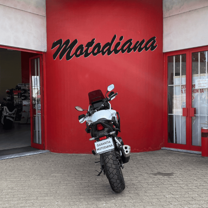 https://motodiana.com//public/uploads/17%2626_MotosUsadas/Elementos_Graficos/BX-95-TAHONDANX500Garantia/04.png