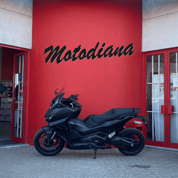 https://motodiana.com//public/uploads/17%2626_MotosUsadas/Elementos_Graficos/CH-24-PQHONDAFORZA750/03.png