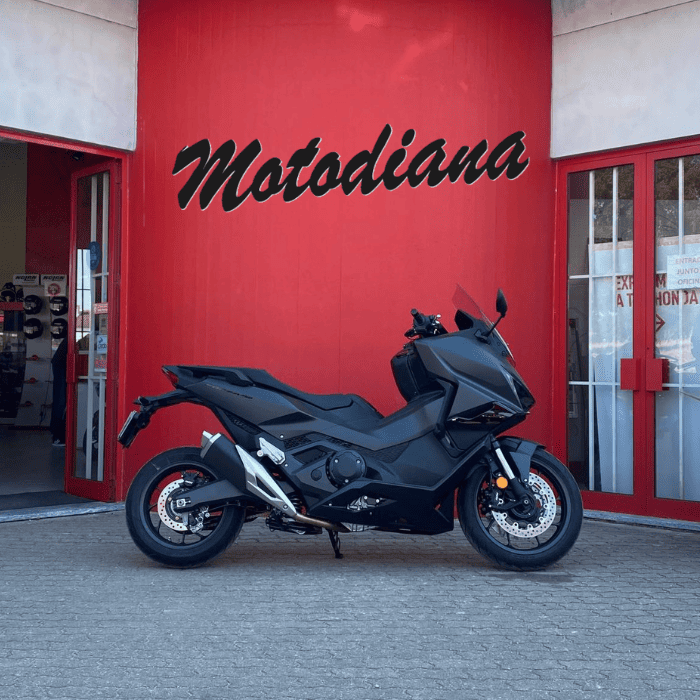 https://motodiana.com//public/uploads/17%2626_MotosUsadas/Elementos_Graficos/CH-24-PQHONDAFORZA750/05.png