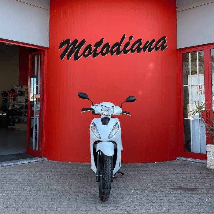 https://motodiana.com//public/uploads/17%2626_MotosUsadas/Elementos_Graficos/CL-40-QJHONDAVISION110/02.png