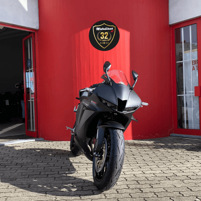 https://motodiana.com//public/uploads/17%2626_MotosUsadas/Elementos_Graficos/HONDA%20CBR600RR-%20PARA%20ENTREGA%20IMEDIATA-0%20KMS/Design%20sem%20nome%20(2).png