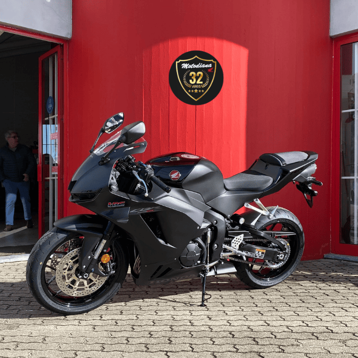 HONDA CBR600RR- PARA ENTREGA IMEDIATA
