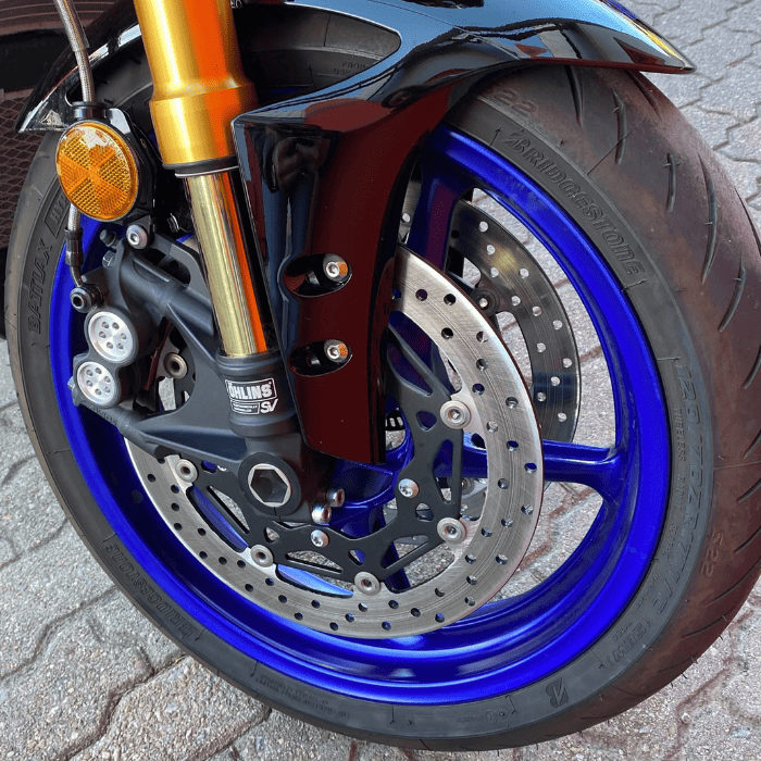 https://motodiana.com//public/uploads/17%2626_MotosUsadas/Elementos_Graficos/YAMAHA%20MT10%20SP/05.png
