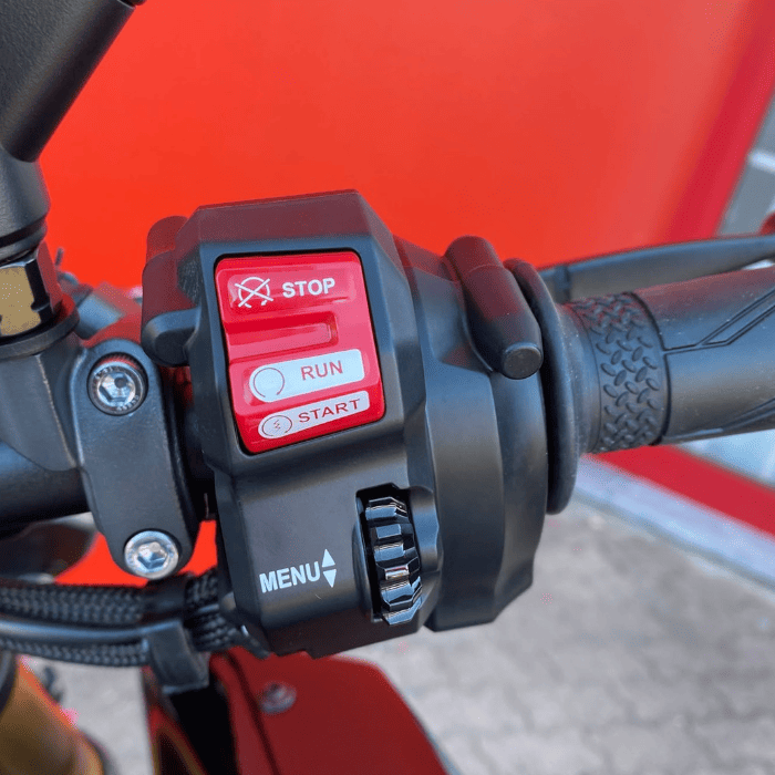 https://motodiana.com//public/uploads/17%2626_MotosUsadas/Elementos_Graficos/YAMAHA%20MT10%20SP/10.png