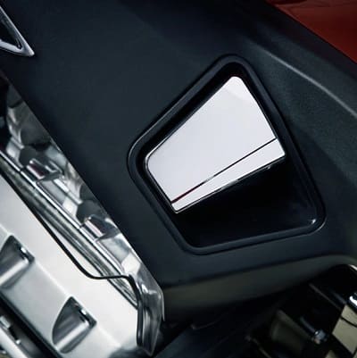 MGS 78321 - CAPA CROMADA DO TRAVÃO DE PARQUE