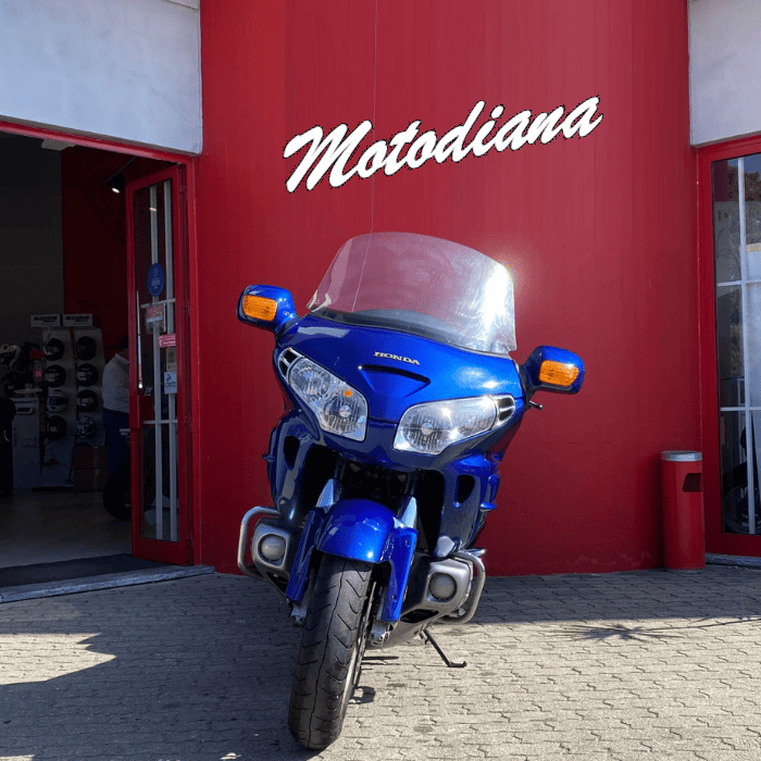 https://motodiana.com//public/uploads/Motos%20Usadas/Elementos_Graficos/06-24-TJ%20HONDA%20GL1800/02.png
