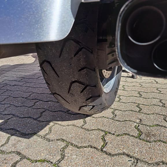 https://motodiana.com//public/uploads/Motos%20Usadas/Elementos_Graficos/06_AB_13_GL1800_CINZENTA/20250128_120202.jpg