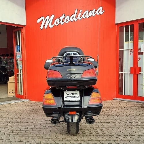 https://motodiana.com//public/uploads/Motos%20Usadas/Elementos_Graficos/16_10_RO_GL1800_PRETO/20250110_145708.jpg