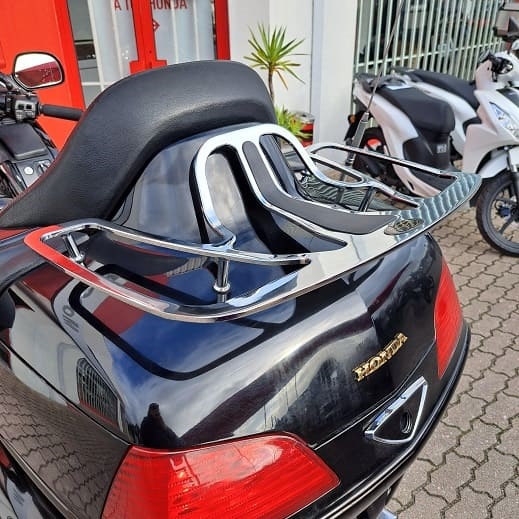 https://motodiana.com//public/uploads/Motos%20Usadas/Elementos_Graficos/16_10_RO_GL1800_PRETO/20250110_145723.jpg