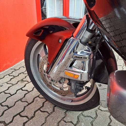 https://motodiana.com//public/uploads/Motos%20Usadas/Elementos_Graficos/16_10_RO_GL1800_PRETO/20250110_145822.jpg