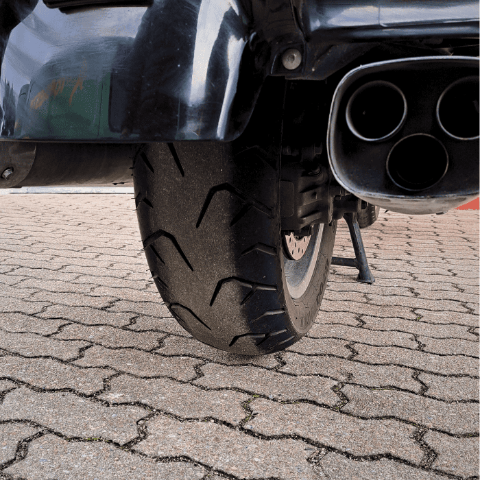 https://motodiana.com//public/uploads/Motos%20Usadas/Elementos_Graficos/16_10_RO_GL1800_PRETO/9_12.png