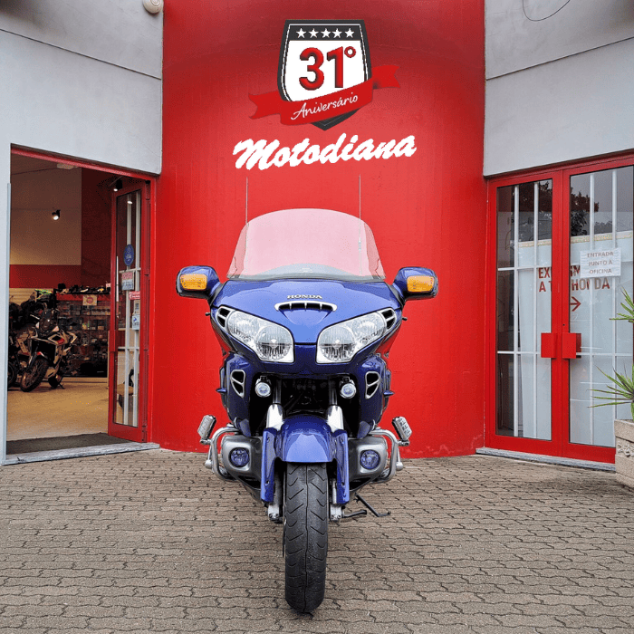 https://motodiana.com//public/uploads/Motos%20Usadas/Elementos_Graficos/17_17_IR_gl1800_azul/2.png