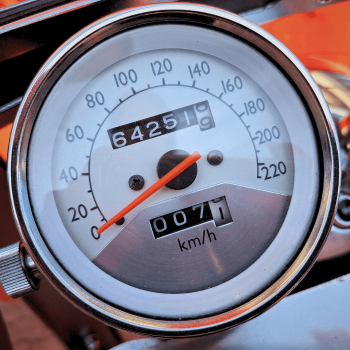 https://motodiana.com//public/uploads/Motos%20Usadas/Elementos_Graficos/17_64_vn_f6c_valquiria/8.png