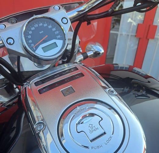 https://motodiana.com//public/uploads/Motos%20Usadas/Elementos_Graficos/31-40-TU%20HONDA%20VTX%201800/20240828_095721.jpg