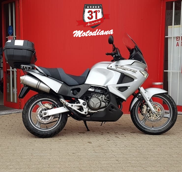 https://motodiana.com//public/uploads/Motos%20Usadas/Elementos_Graficos/42_AE_80_HONDAVARADERO_XL1000/0_7.jpg