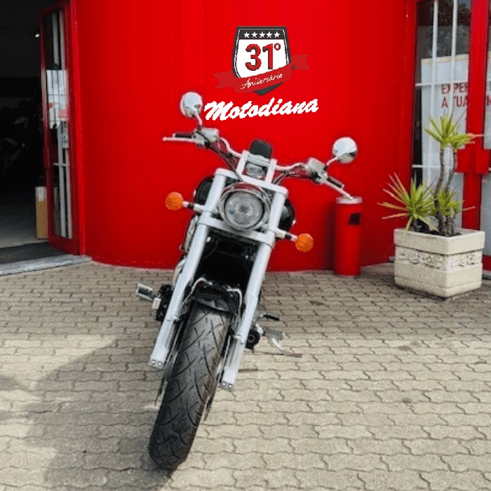 https://motodiana.com//public/uploads/Motos%20Usadas/Elementos_Graficos/49_84_XT_VTX1800/0_1.jpg