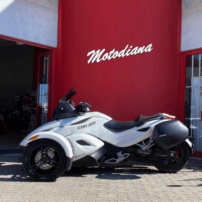 https://motodiana.com//public/uploads/Motos%20Usadas/Elementos_Graficos/59-LQ-14%20CAN-AN%20SPIDER/03.png