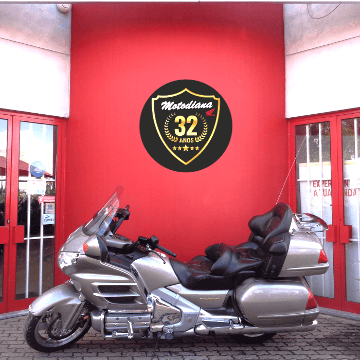 https://motodiana.com//public/uploads/Motos%20Usadas/Elementos_Graficos/68-47-TZ%20HONDA%20GL1800/01%20(1).png