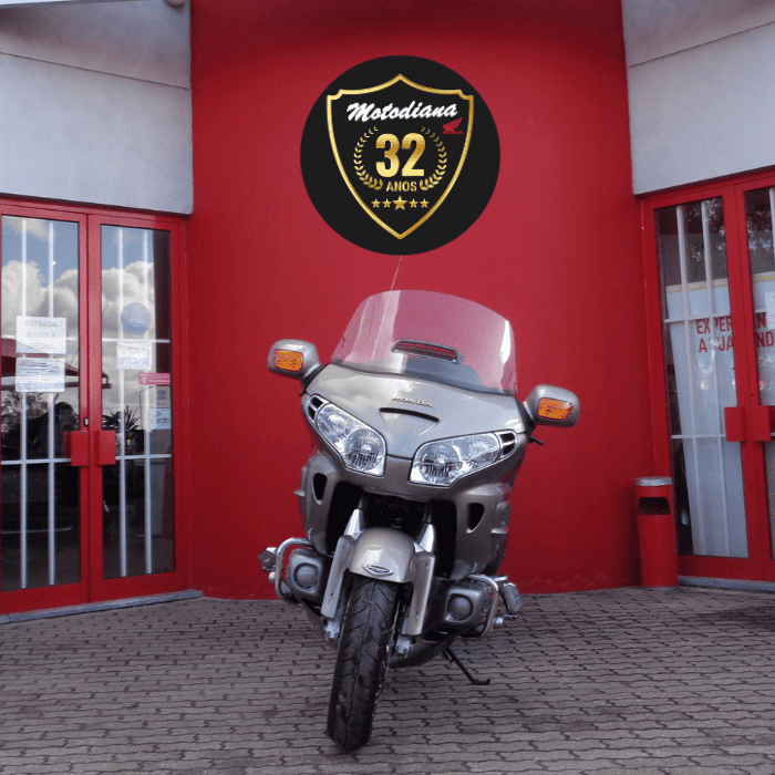 https://motodiana.com//public/uploads/Motos%20Usadas/Elementos_Graficos/68-47-TZ%20HONDA%20GL1800/02.png