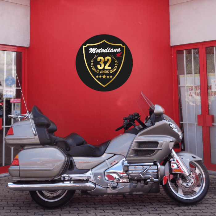 https://motodiana.com//public/uploads/Motos%20Usadas/Elementos_Graficos/68-47-TZ%20HONDA%20GL1800/03.png