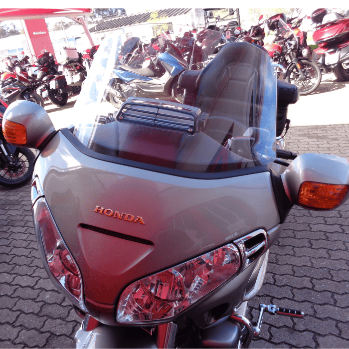 https://motodiana.com//public/uploads/Motos%20Usadas/Elementos_Graficos/68-47-TZ%20HONDA%20GL1800/05.png