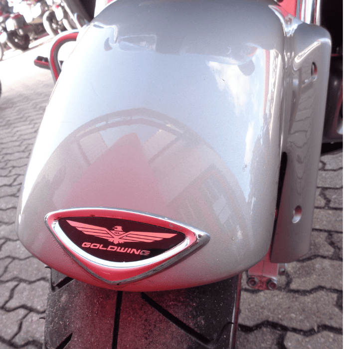 https://motodiana.com//public/uploads/Motos%20Usadas/Elementos_Graficos/68-47-TZ%20HONDA%20GL1800/10.png